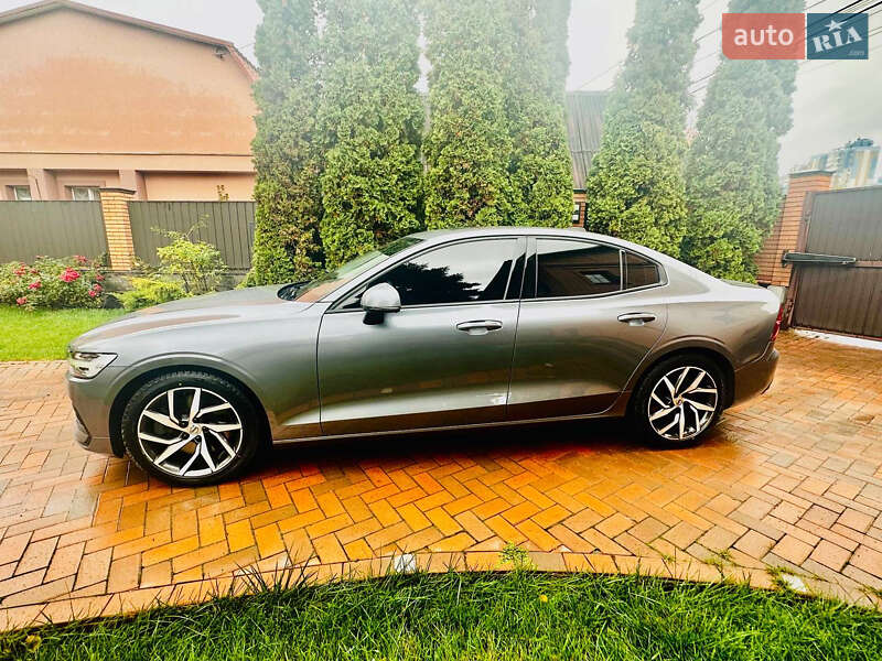 Седан Volvo S60 2019 в Києві фото 3 Седан Volvo S60 2019 в Києві
