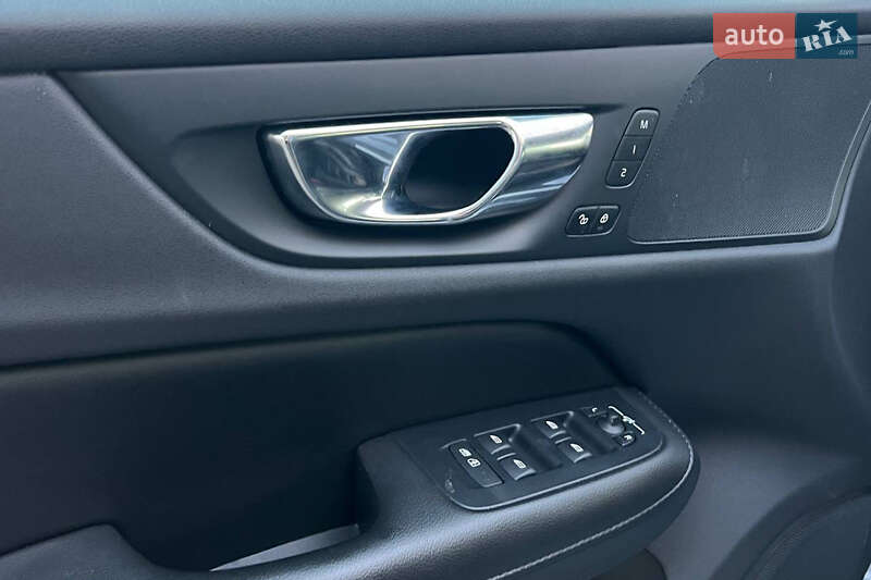 Седан Volvo S60 2019 в Івано-Франківську