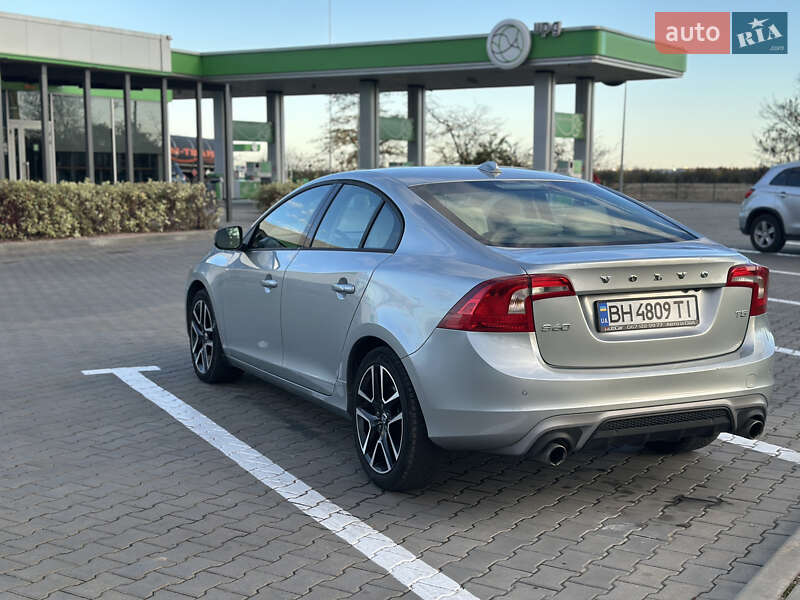 Седан Volvo S60 2017 в Одессе