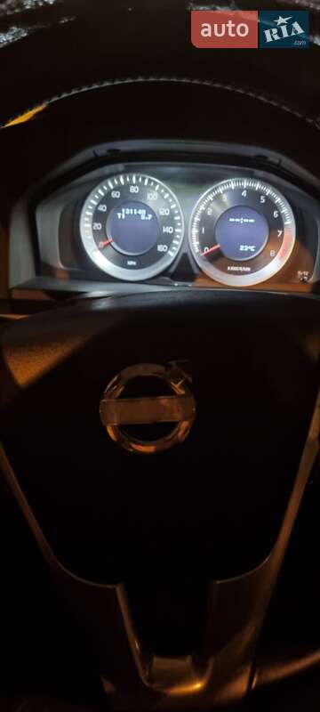 Седан Volvo S60 2012 в Киеве