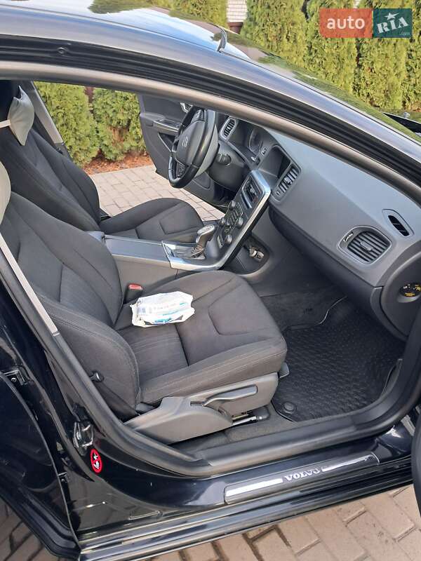 Седан Volvo S60 2012 в Львове фото 16 Седан Volvo S60 2012 в Львове