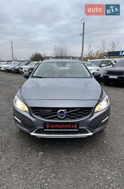 Седан Volvo S60 2015 в Белогородке