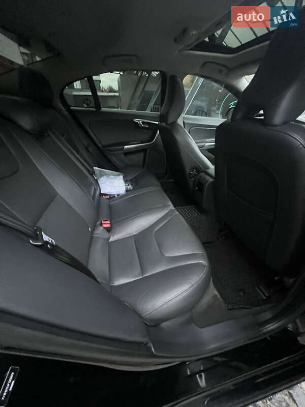 Седан Volvo S60 2014 в Львове фото 11 Седан Volvo S60 2014 в Львове
