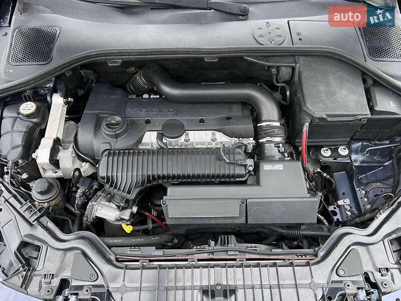 Седан Volvo S60 2014 в Нововолынске