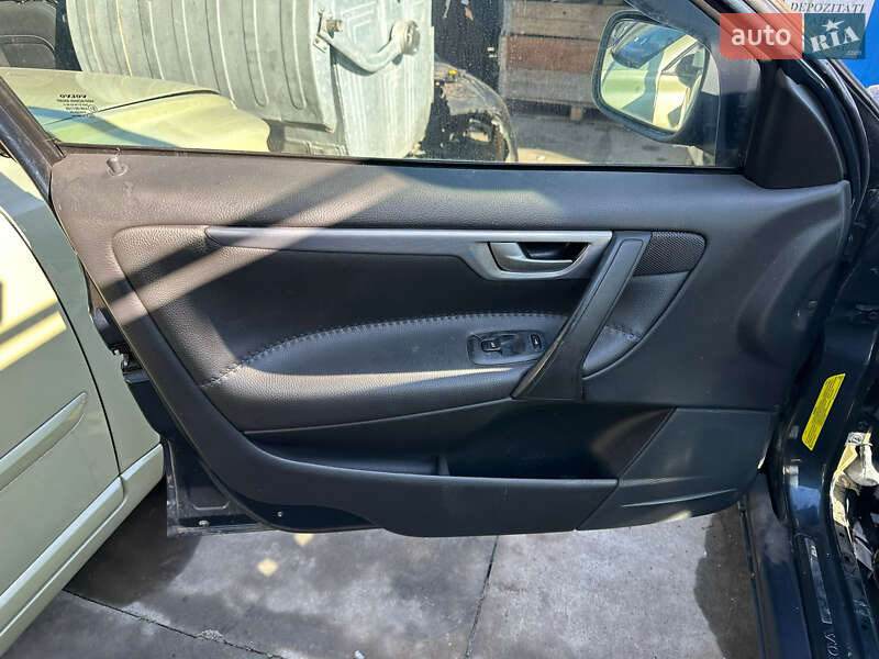 Седан Volvo S60 2002 в Черновцах фото 13 Седан Volvo S60 2002 в Черновцах