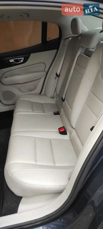 Седан Volvo S60 2019 в Стрию фото 26 Седан Volvo S60 2019 в Стрию