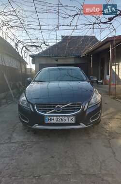 Седан Volvo S60 2011 в Беляевке