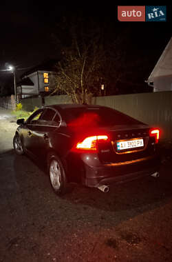 Седан Volvo S60 2012 в Киеве