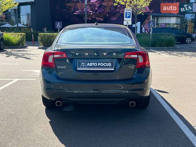 Седан Volvo S60 2013 в Киеве фото 6 Седан Volvo S60 2013 в Киеве