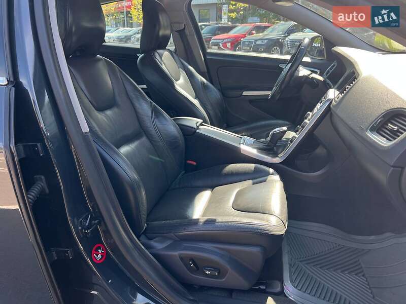 Седан Volvo S60 2013 в Киеве фото 10 Седан Volvo S60 2013 в Киеве