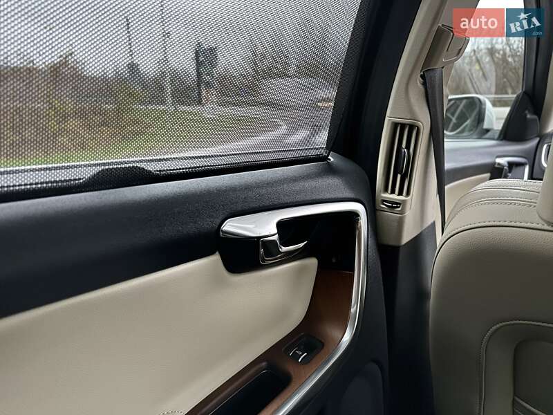 Седан Volvo S60 2016 в Києві