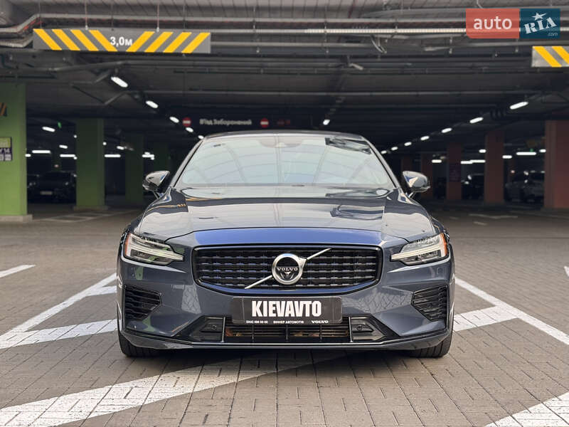 Седан Volvo S60 2019 в Киеве фото 3 Седан Volvo S60 2019 в Киеве