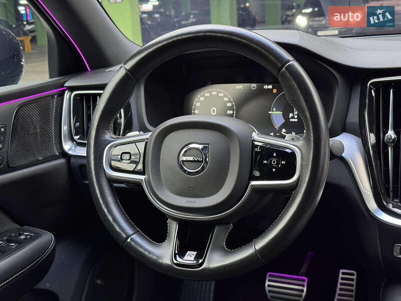 Седан Volvo S60 2019 в Киеве фото 19 Седан Volvo S60 2019 в Киеве