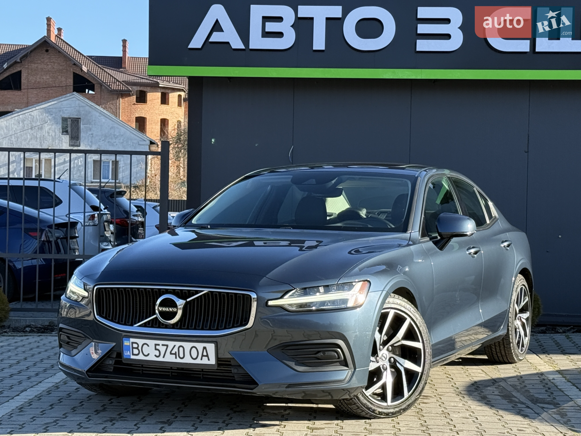 2019 Volvo S60 - фото 1