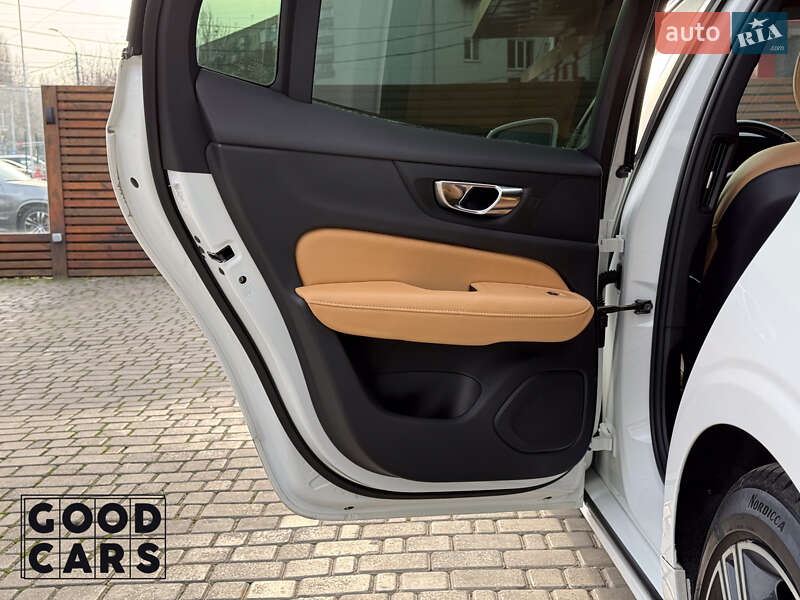 Седан Volvo S60 2020 в Одессе