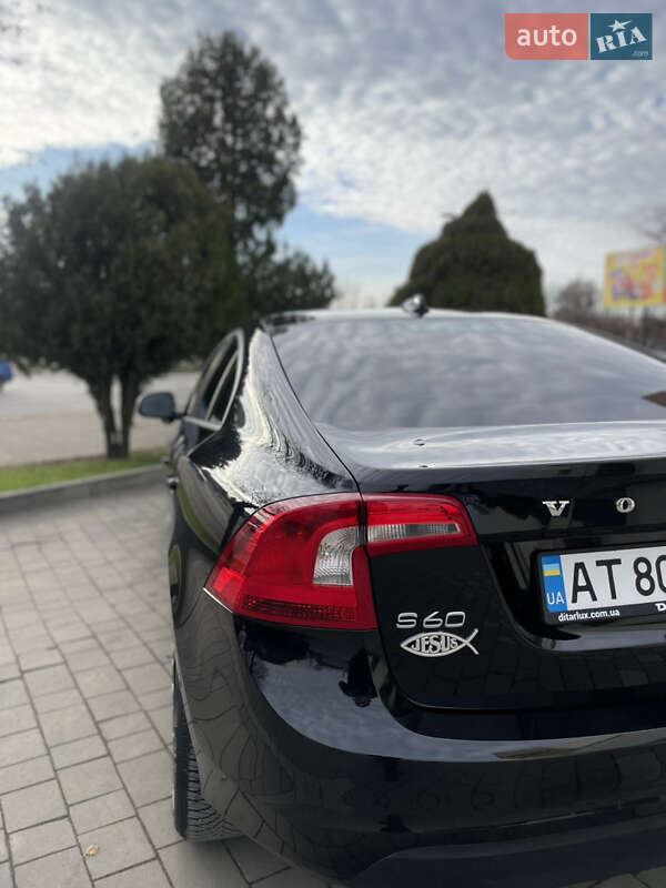 Седан Volvo S60 2012 в Івано-Франківську