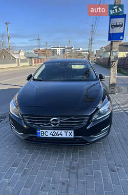 Седан Volvo S60 2014 в Львові