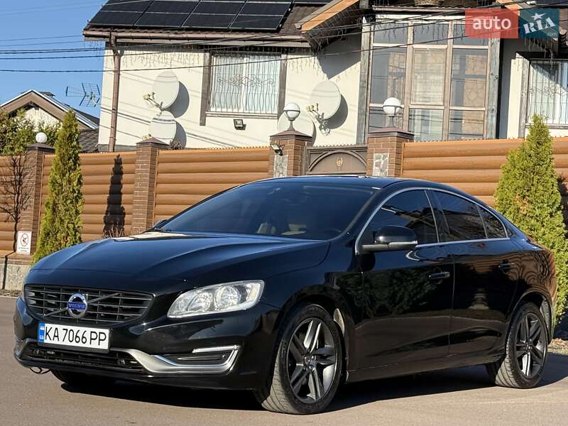 Седан Volvo S60 2015 в Борисполе