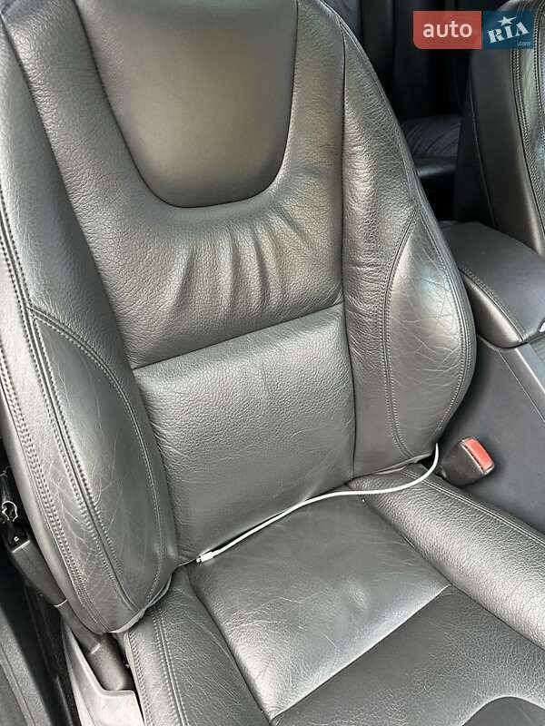 Седан Volvo S60 2013 в Тернополе