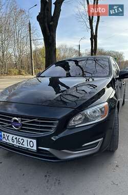 Седан Volvo S60 2013 в Тернополі