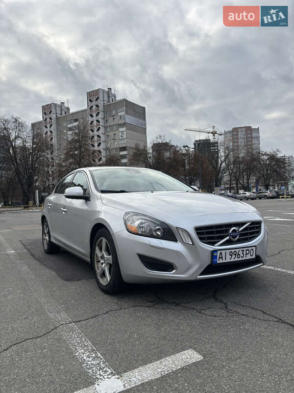 Седан Volvo S60 2011 в Броварах