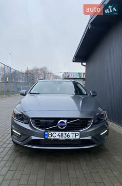Седан Volvo S60 2017 в Ременове