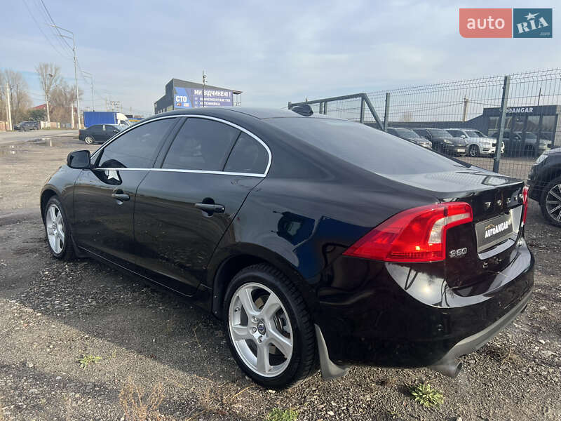 Седан Volvo S60 2012 в Києві