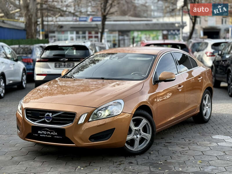 Седан Volvo S60 2010 в Одессе