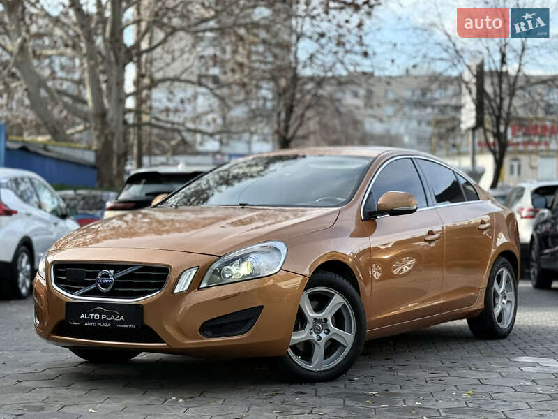 Седан Volvo S60 2010 в Одессе