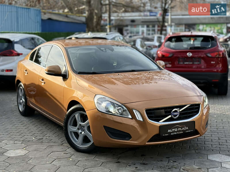 Седан Volvo S60 2010 в Одессе