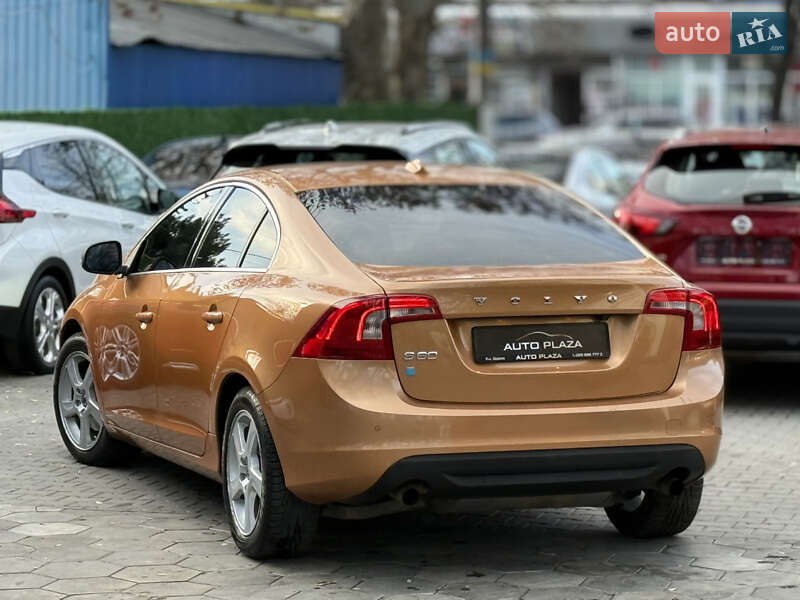 Седан Volvo S60 2010 в Одессе