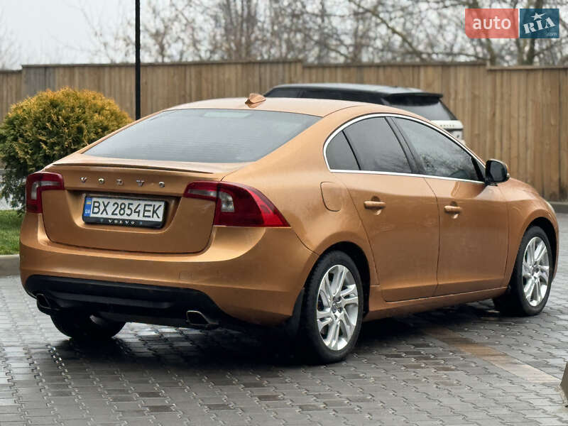Седан Volvo S60 2011 в Киеве