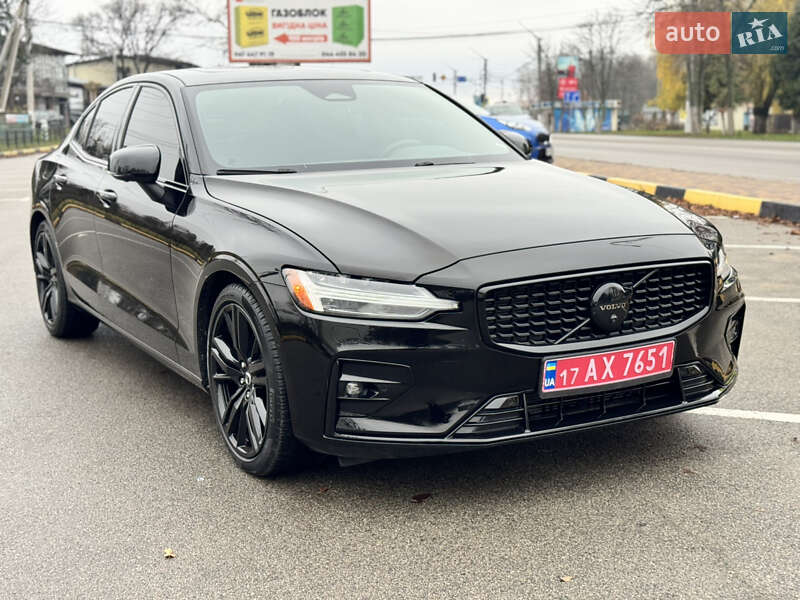 Седан Volvo S60 2023 в Киеве