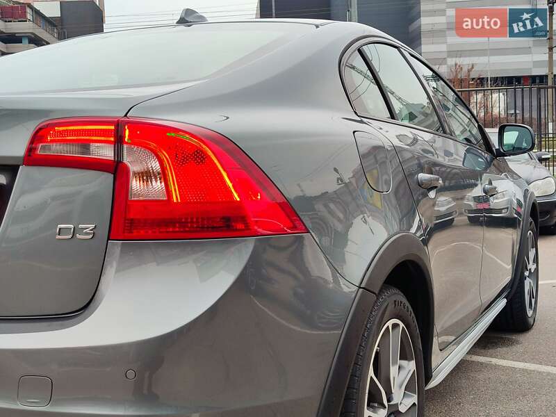 Седан Volvo S60 2017 в Києві