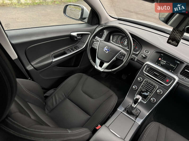 Седан Volvo S60 2016 в Радивилове фото 26 Седан Volvo S60 2016 в Радивилове