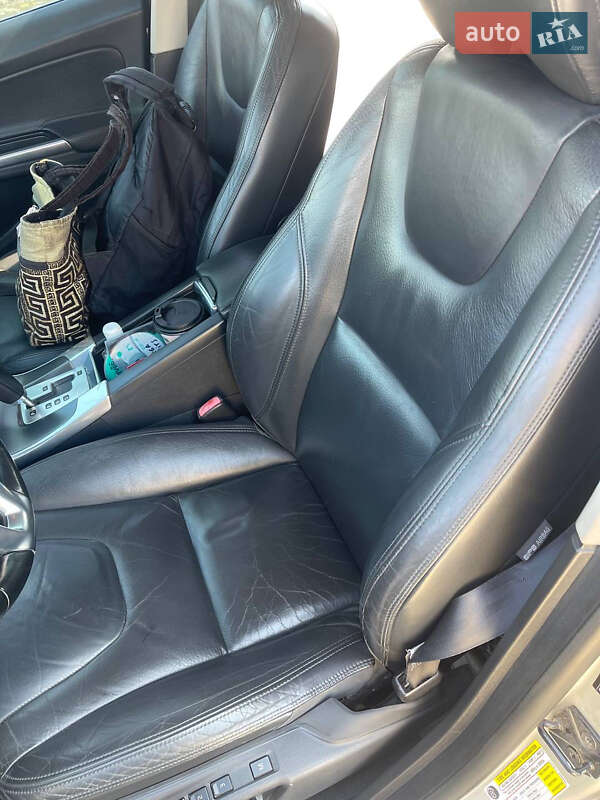 Седан Volvo S60 2011 в Запорожье