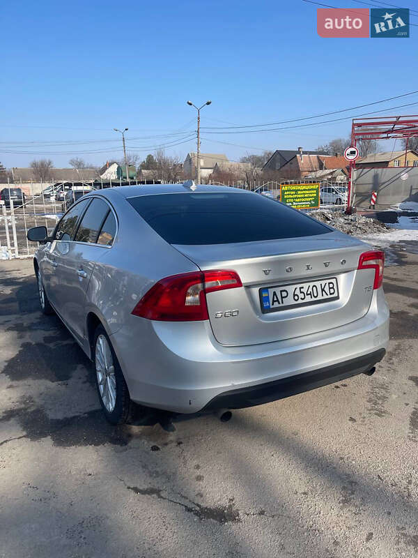 Седан Volvo S60 2011 в Запорожье