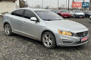 Седан Volvo S60 2015 в Луцьку