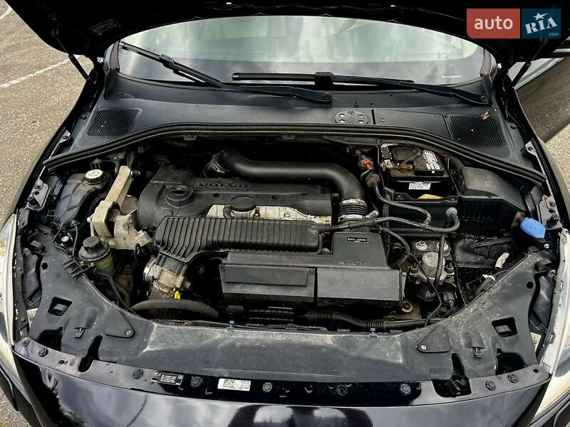 Седан Volvo S60 2012 в Ивано-Франковске