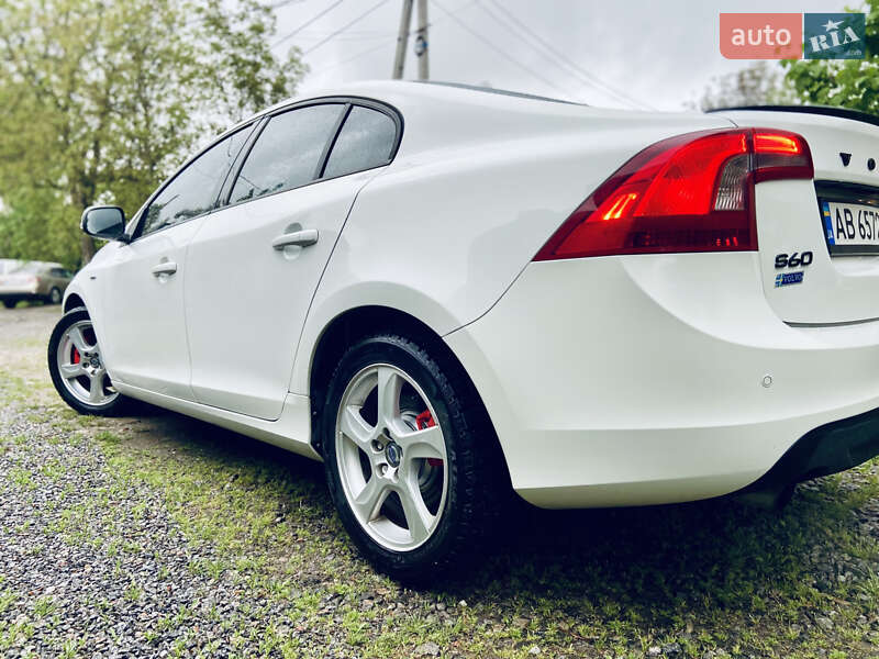 Седан Volvo S60 2011 в Вінниці