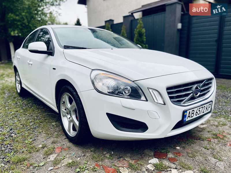 Седан Volvo S60 2011 в Вінниці