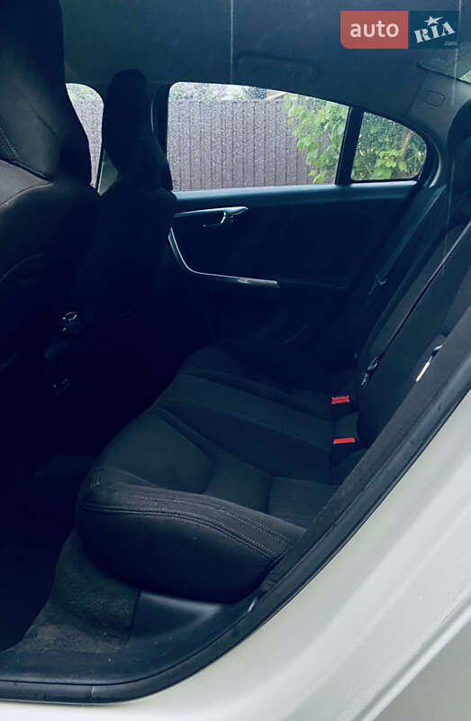 Седан Volvo S60 2011 в Вінниці