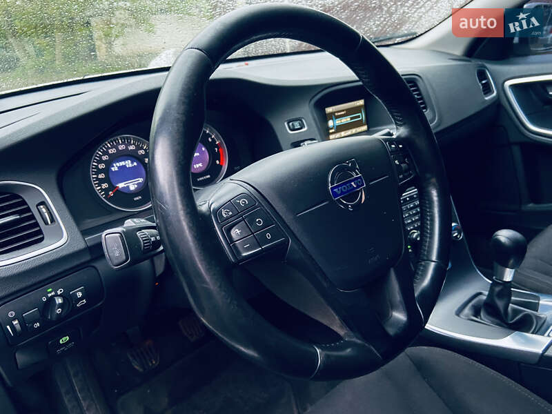 Седан Volvo S60 2011 в Вінниці