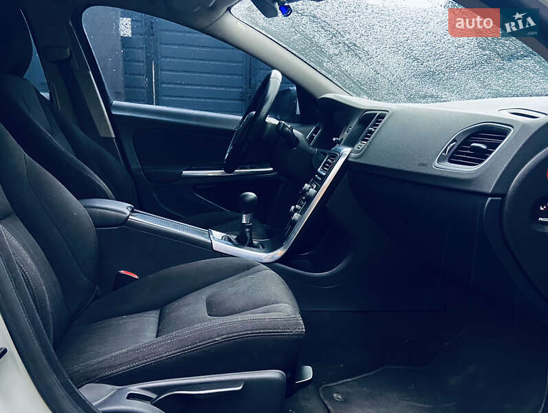 Седан Volvo S60 2011 в Вінниці