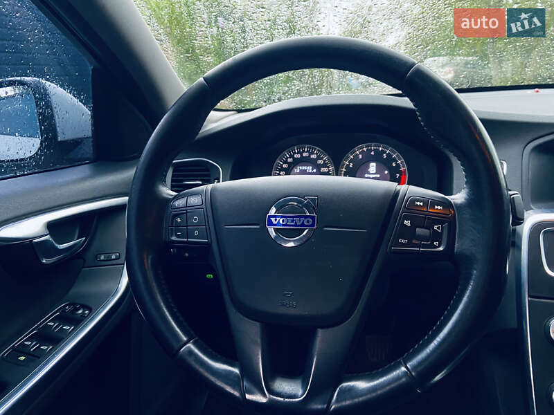 Седан Volvo S60 2011 в Вінниці