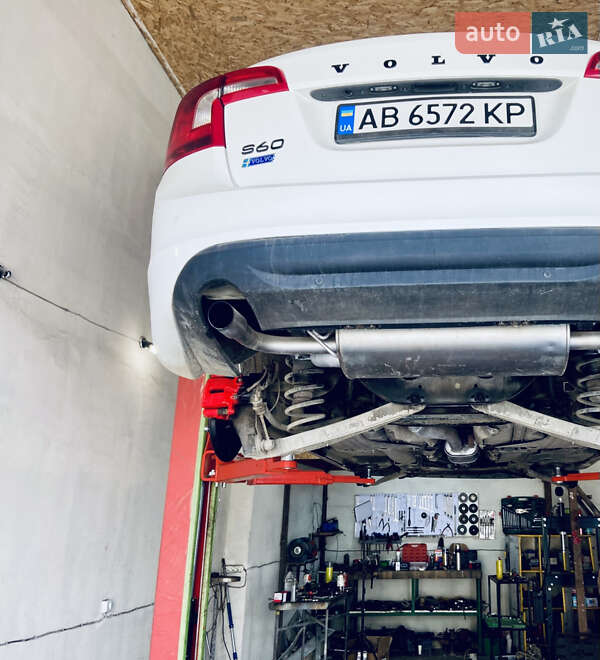 Седан Volvo S60 2011 в Вінниці