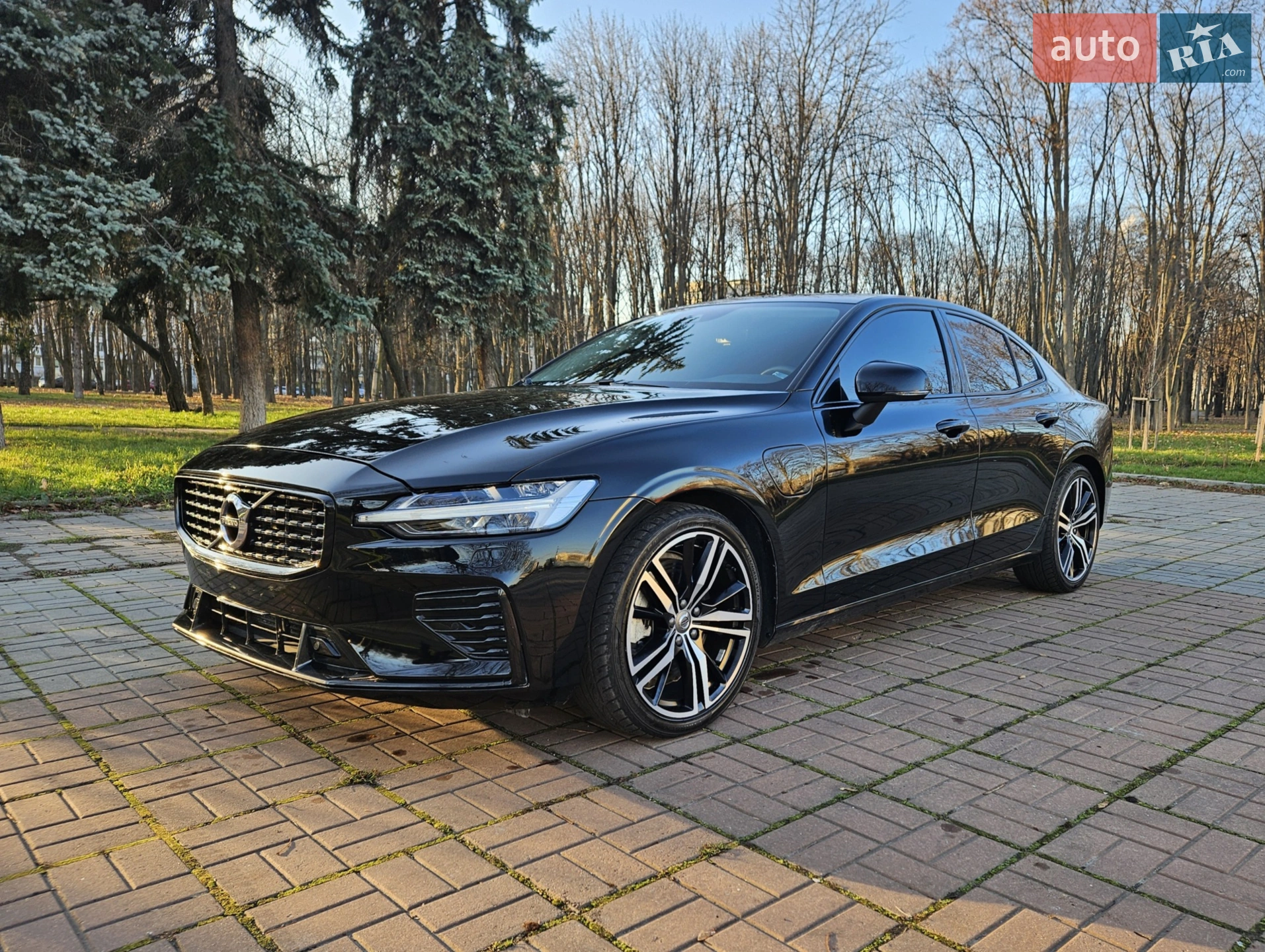 2021 Volvo S60 - фото 1