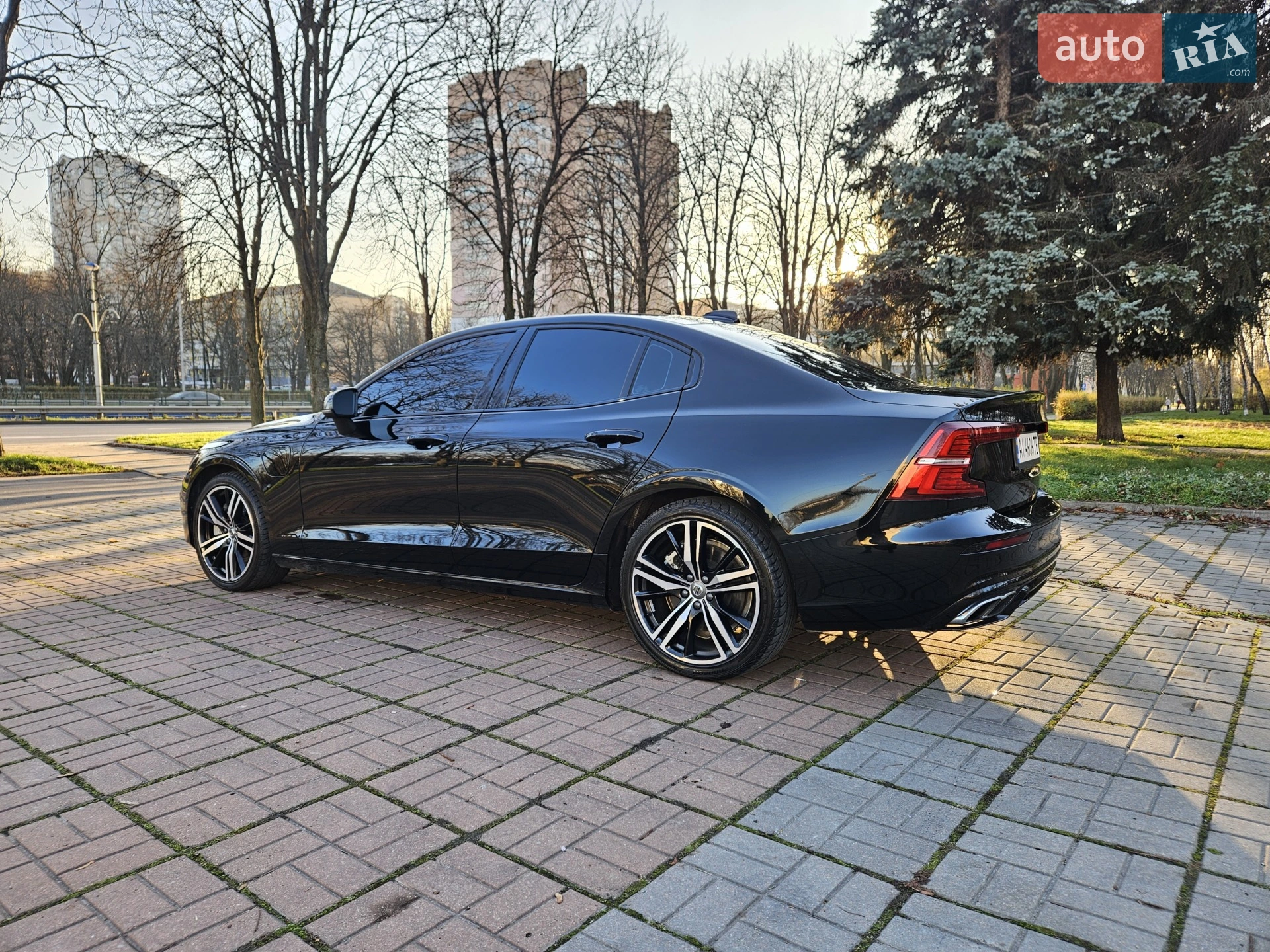 2021 Volvo S60 - мініатюра 6