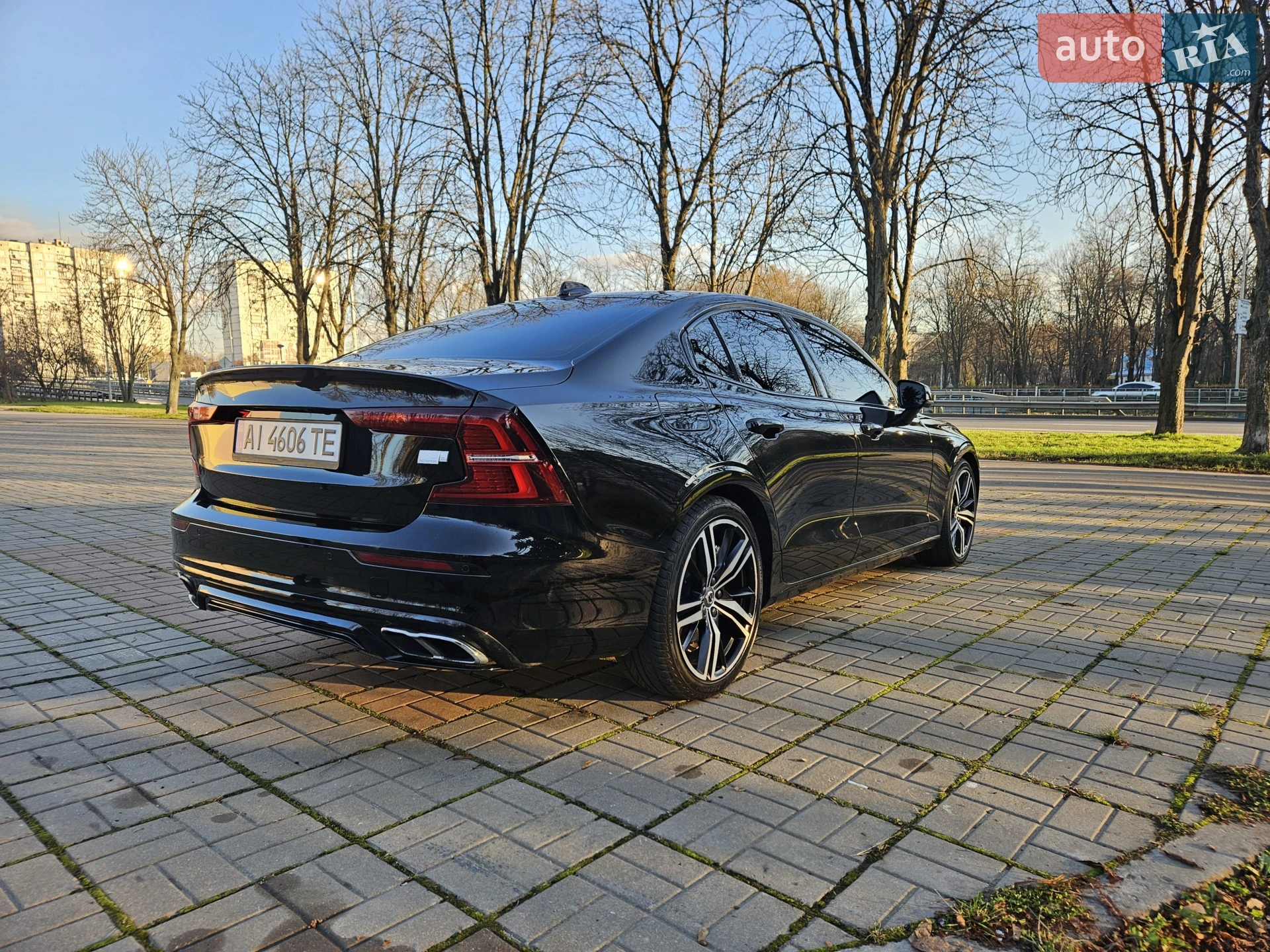 2021 Volvo S60 - мініатюра 8