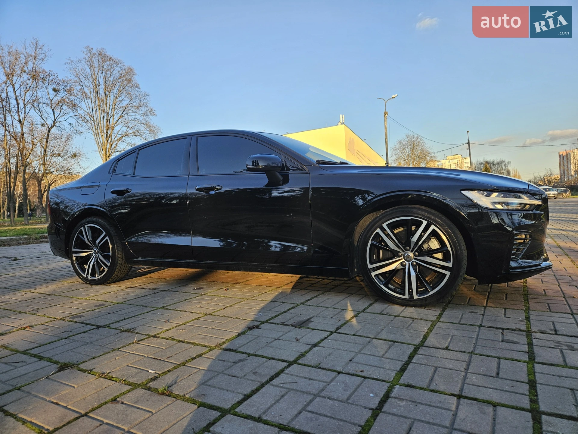 2021 Volvo S60 - мініатюра 9